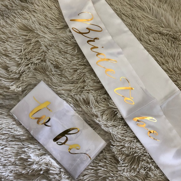 Bride To Be Sashes - Picture 1 of 3
